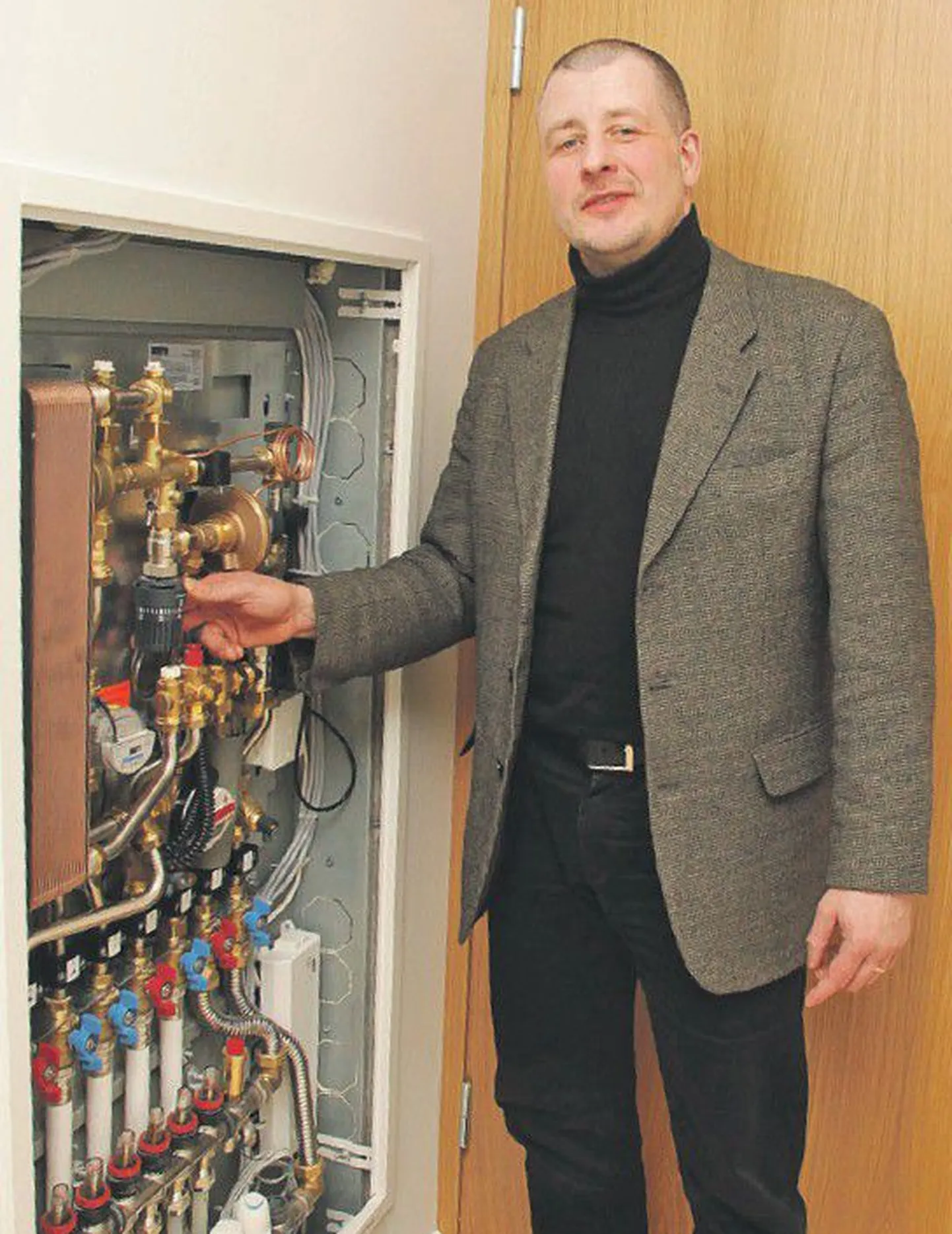 Küttepartner OÜ tegevjuhi Tiit Adamsi sõnul tuleb küttesüsteemide loomisel alustada konkreetse hoone soojuskadude välja arvutamisest, millest koorub juba ka hoone kui terviku renoveerimise plaan, küttesüsteem sealhulgas.