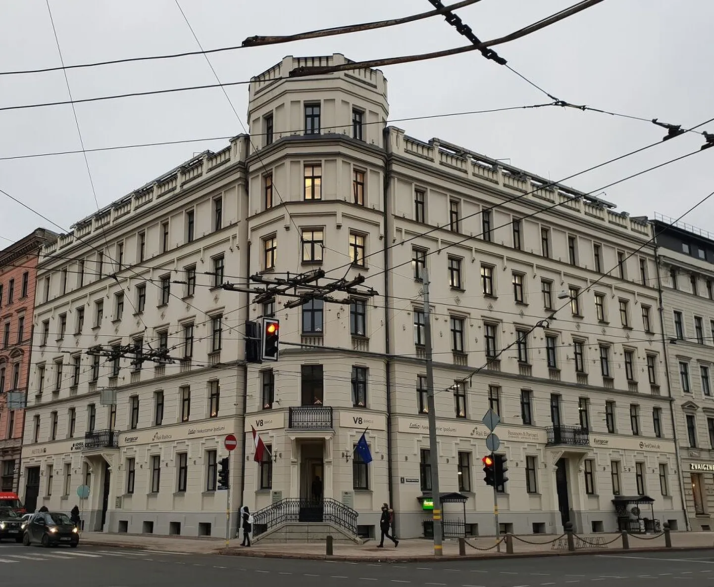 Colonna värske investeering Riias.