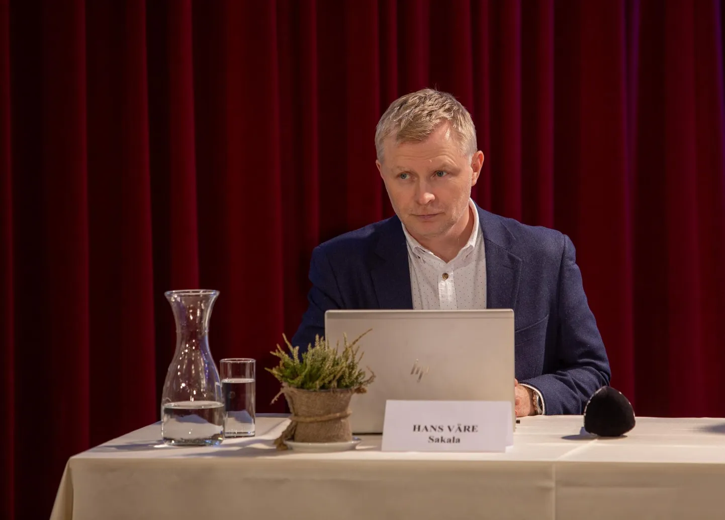 Sakala peatoimetaja Hans Väre