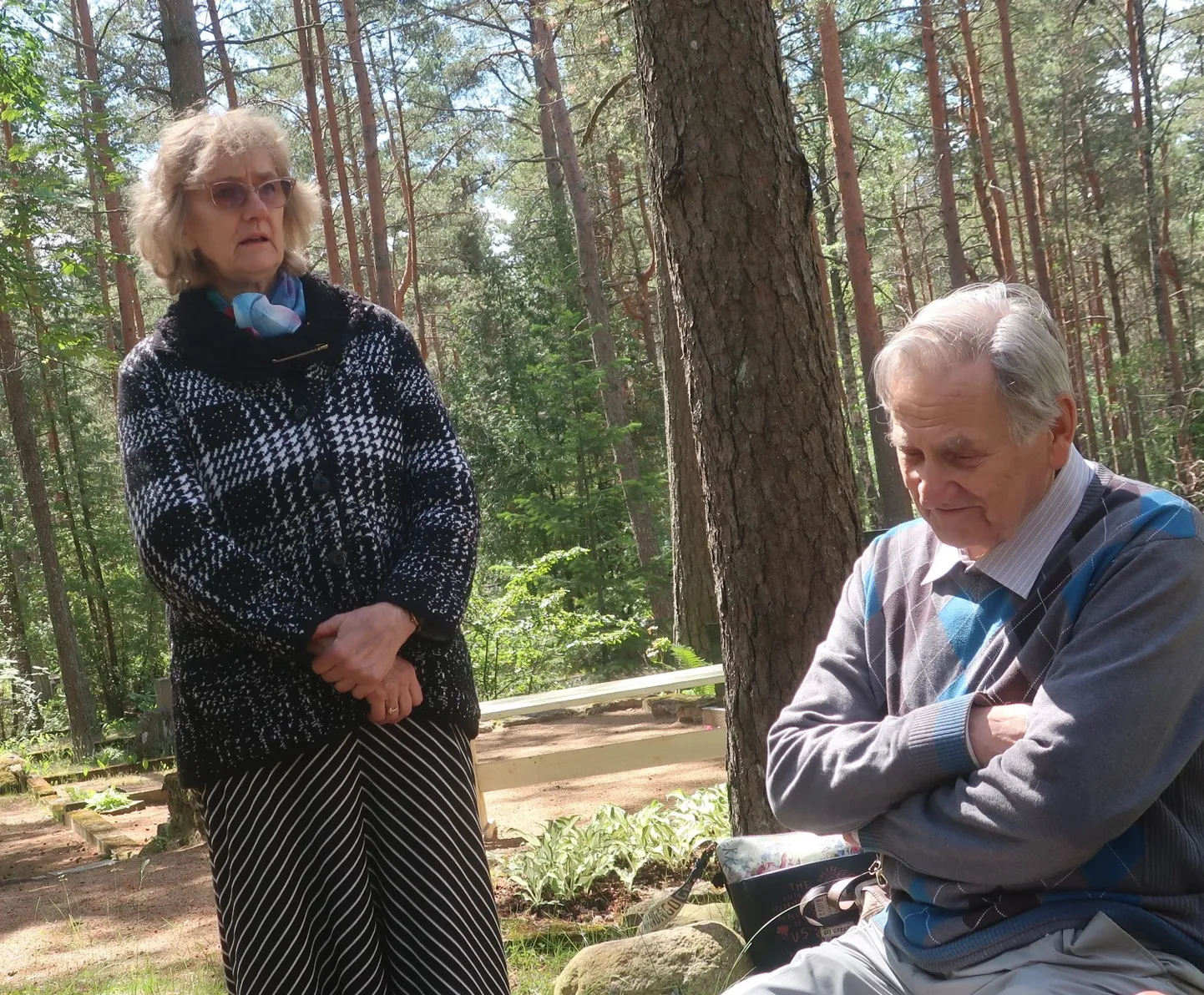 Esimese päeva lõpus kõneles professor Rein Einasto (fotol koos abikaasa Maiega) mahekultuursest ökosemiootikast. Foto on tehtud Tallinnas.