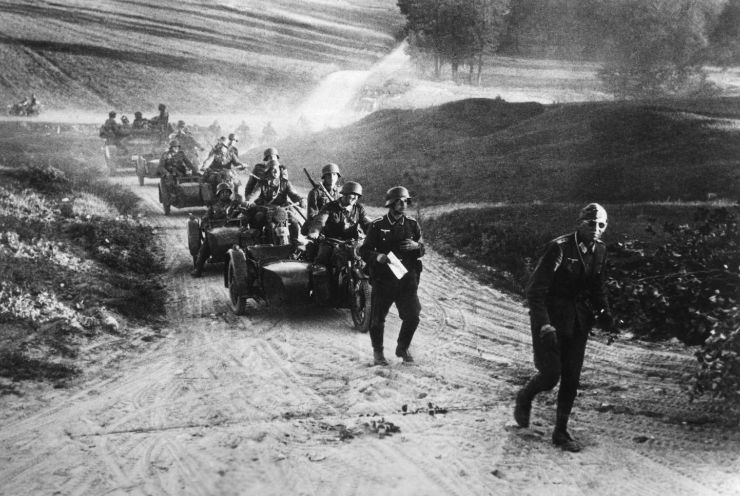 Wehrmachti väed tungimas üle kontrolljoone Nõukogude Liidu okupeeritud Poola territooriumile.