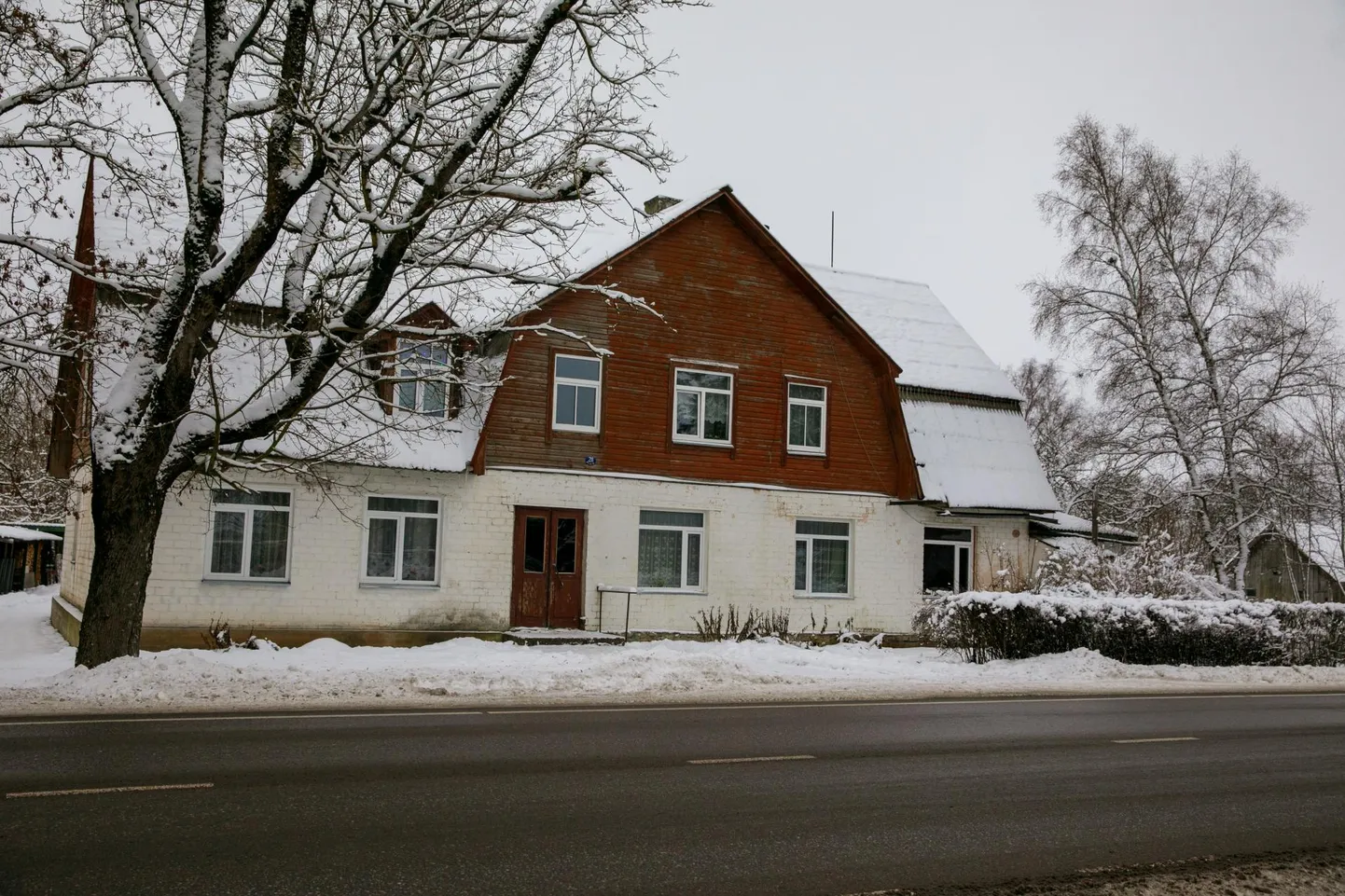 Põlengu leviku oht oli suur, sest kortermaja on ehitatud peamiselt puidust.