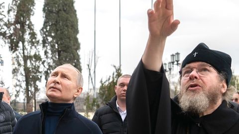 Как связаны митрополит Евгений и «духовник Путина» Шевкунов, которого сослали из Пскова в Крым