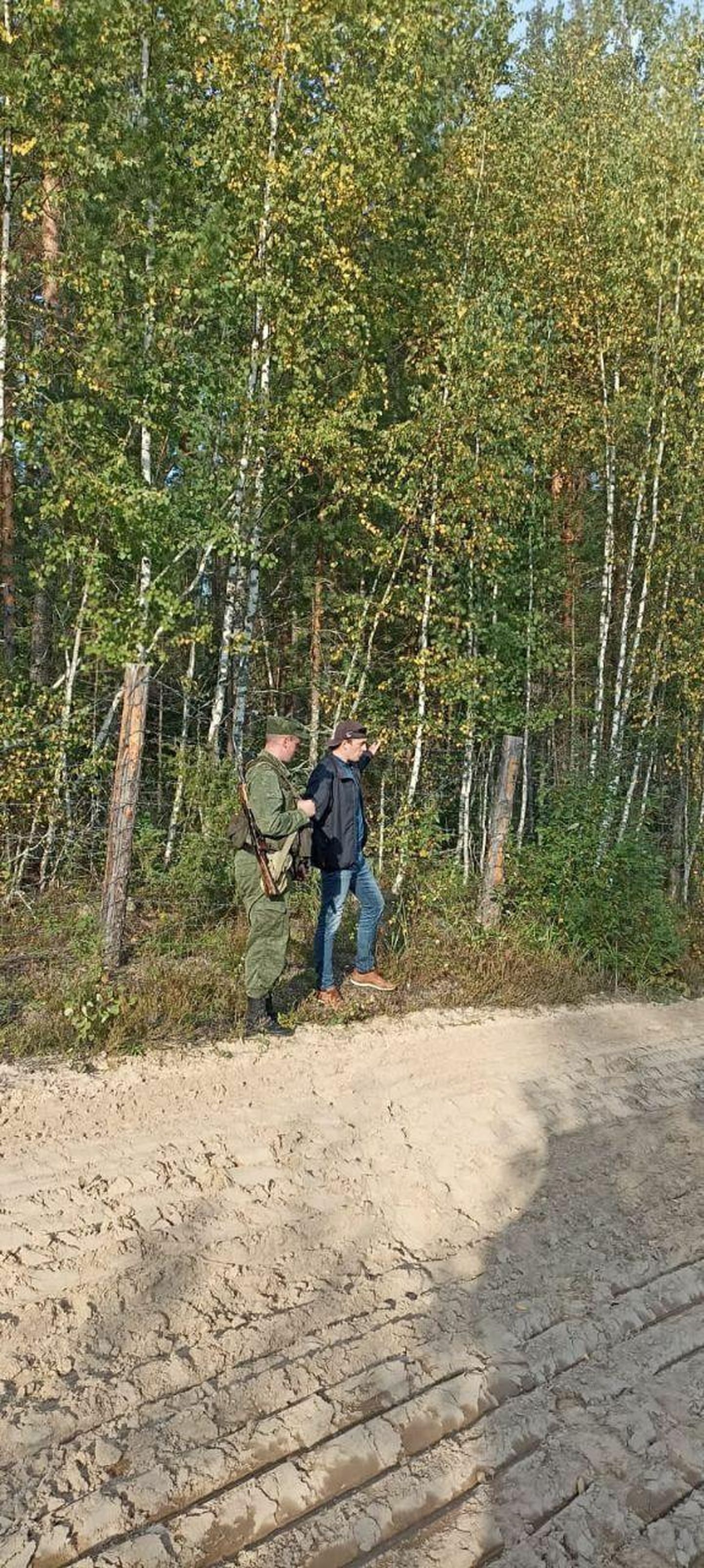 Tõenäoliselt septembris Venemaal kinni peetud Eesti kodanik Vene piirivalvuriga. Foto ja teate juhtunu kohta avaldas FSB 4. oktoobril.