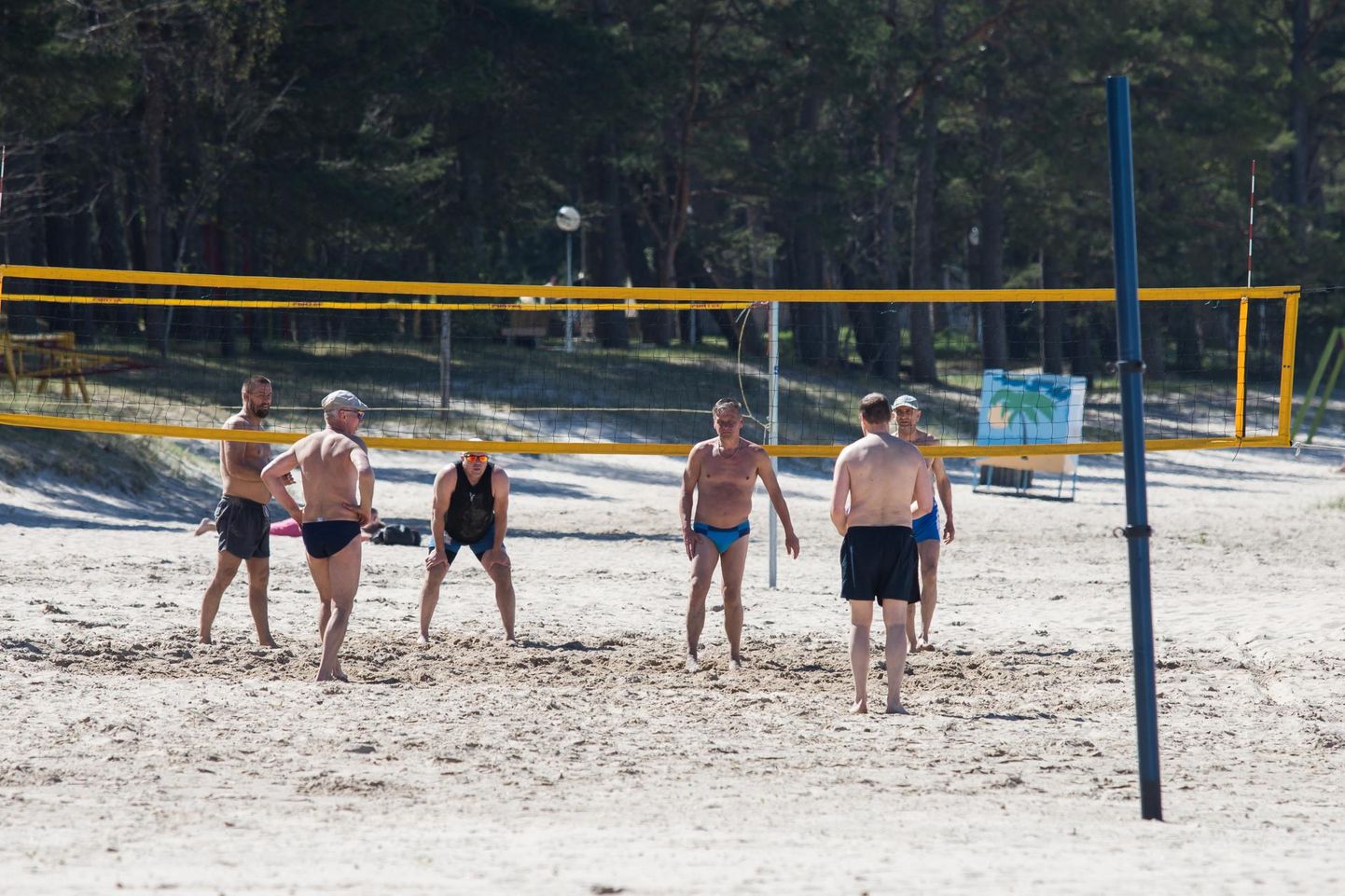 Võsu ranna võrkpalliväljakutel asuvad eeloleval laupäeval võistlustulle meesveteranid.
