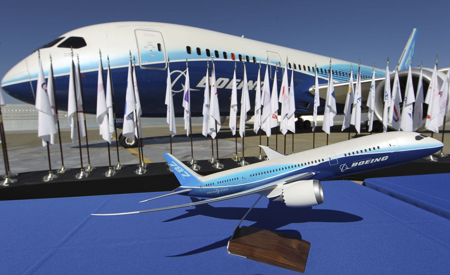 Boeing 787 Dreamliner.