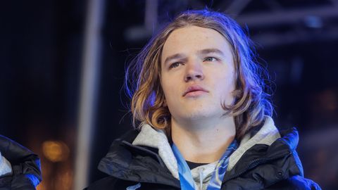 Henry sildaru lõi kvalifikatsioonis platsi puhtaks, kuid pidi korralikult praadima: skoori saamiseks kulus ligi pool tundi