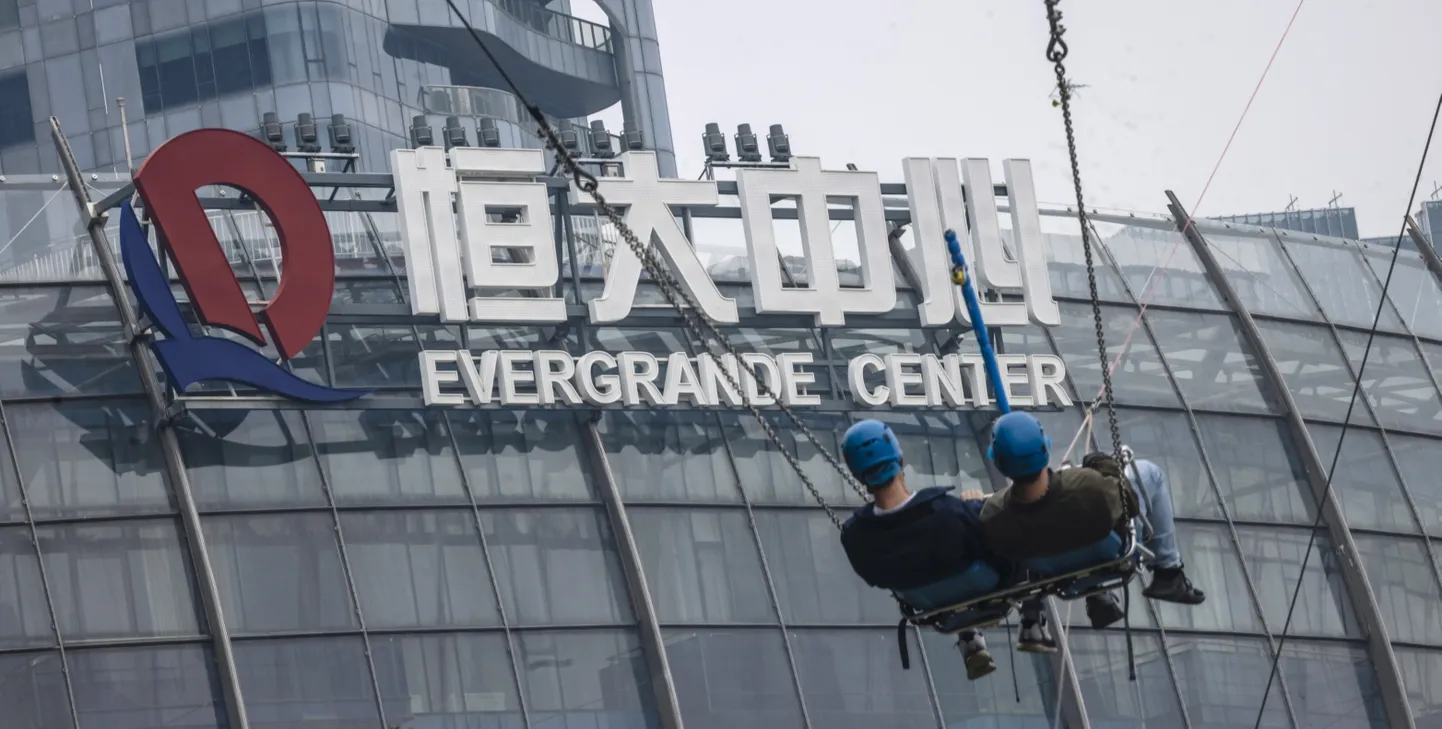 Evergrande kõigub kohustuste täitmisel maa ja taeva vahel