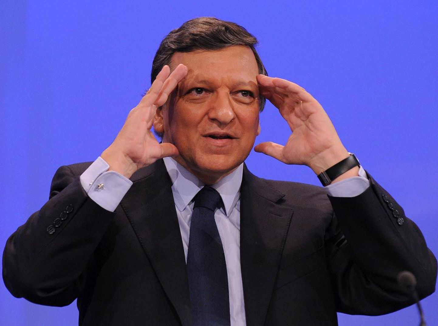 Euroopa Komisjoni president José Manuel Barroso pakkus projektivõlakirjade idee välja juba 2010. aasta septembris. Tema sõnul on konsensus selles osas nüüdseks enam-vähem saavutatud.