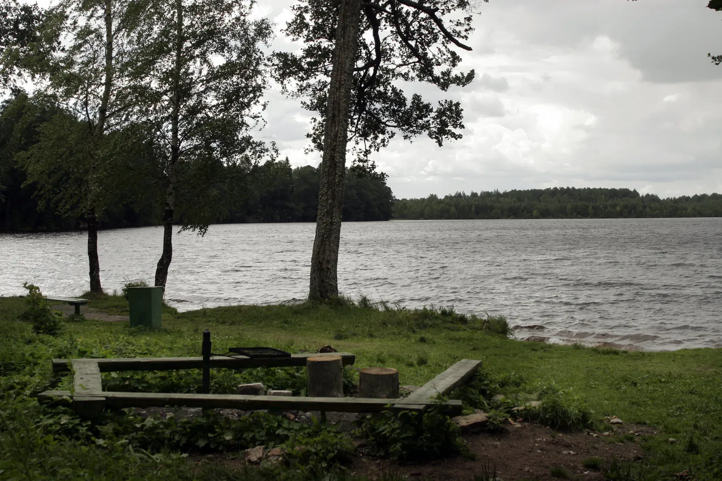 Uljaste järv.