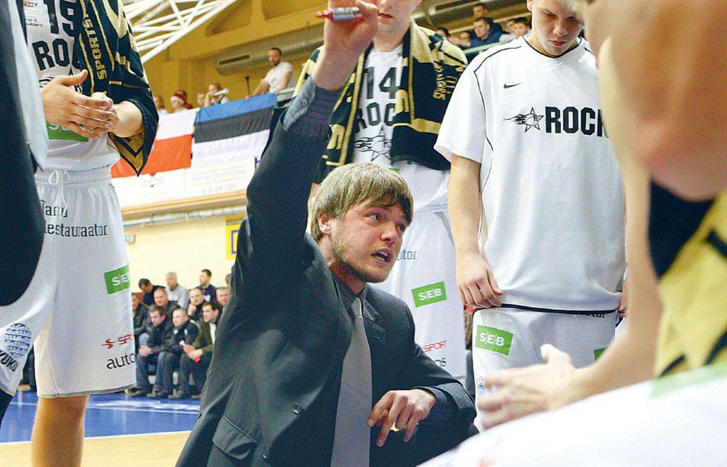 Värskelt peatreeneri ametisse astunud Indrek Visnapuu kohanes uue rolliga kiiresti ning tüüris Tartu Rocki Nevezise vastu võidule.