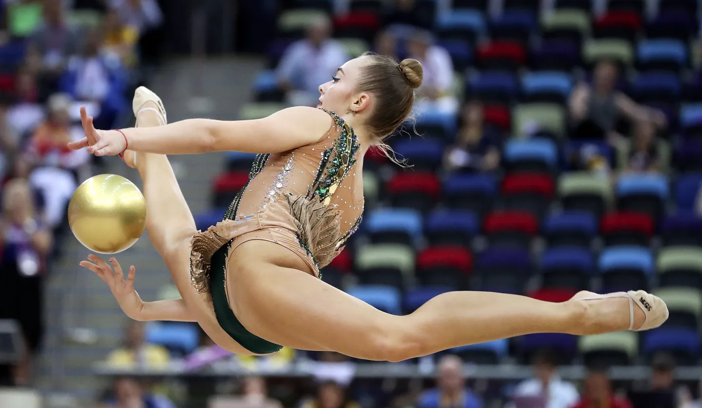 Выступление эстонской гимнастки Кармен Марии Аэсма на чемпионате мира в Баку, 2019. Архивное фото.