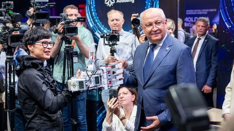 DIGIPÖÖRE ⟩ Moldovast tulevad AI-veinid ja ülikiire internet