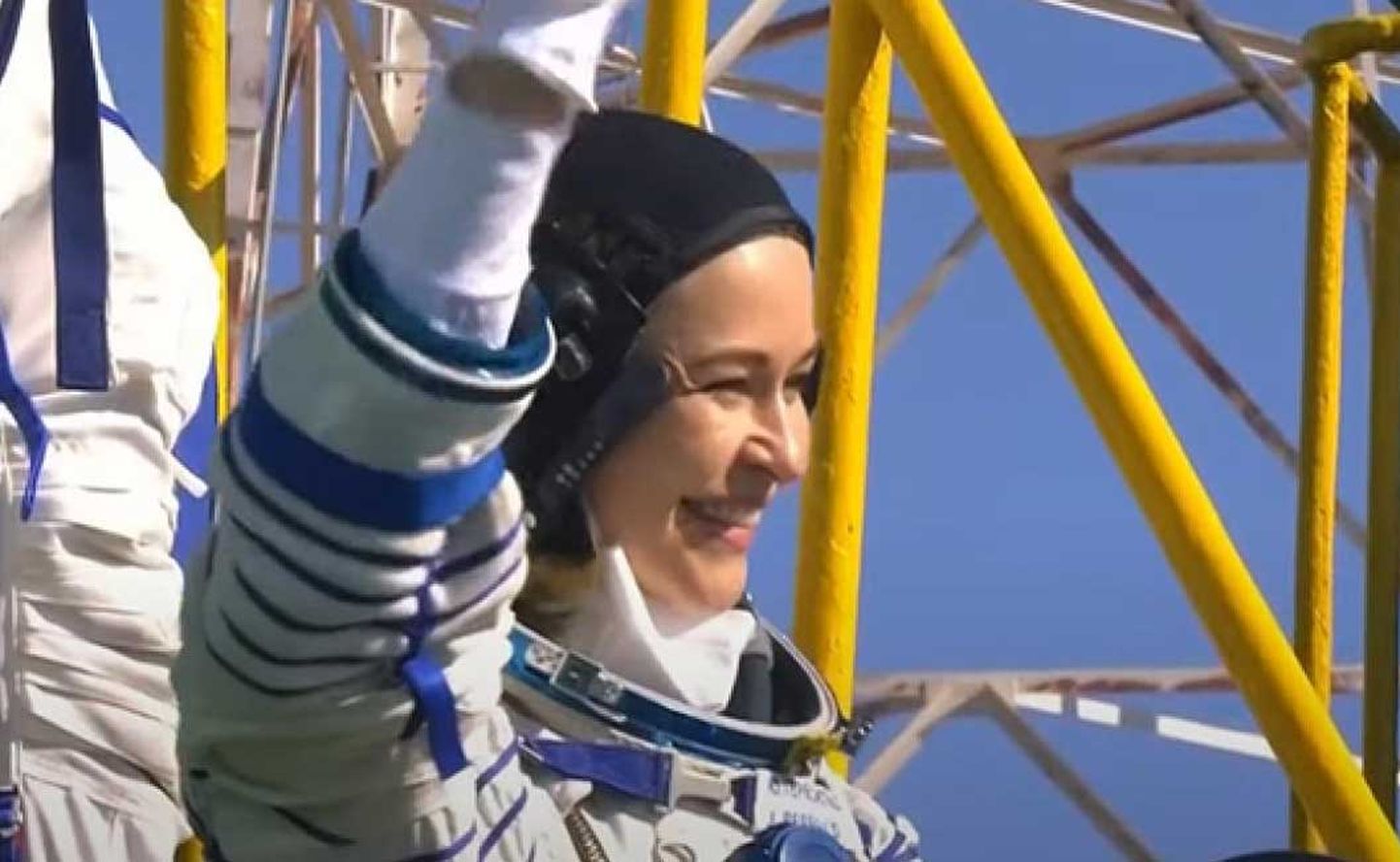 Aktrise Jūlija Peresilda dodas kosmosā