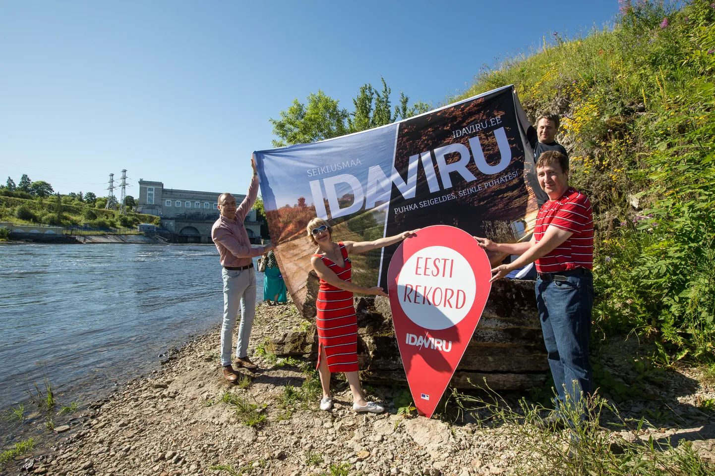 Praegu kehtiva kontrolljoone järgi paikneb Eesti Vabariigi täpne idapoolne koht Narvas Joaorus. Joaoru puhkealal ja sellest lõunas avanevad kaunid vaated Narva jõele ja Venemaale ning seal paikneb ka mitu Eesti Vabariigi piiriposti, mis kinnitavad viibimist piiri läheduses. Rekordite aruande esitlusel juulis sai idapoolseim koht Narva jõe kaldal ajutise tähise. Püsiva turismitähise paigaldamiseks valitakse välja üks piiripostidest, mis on mugavama ligipääsuga.