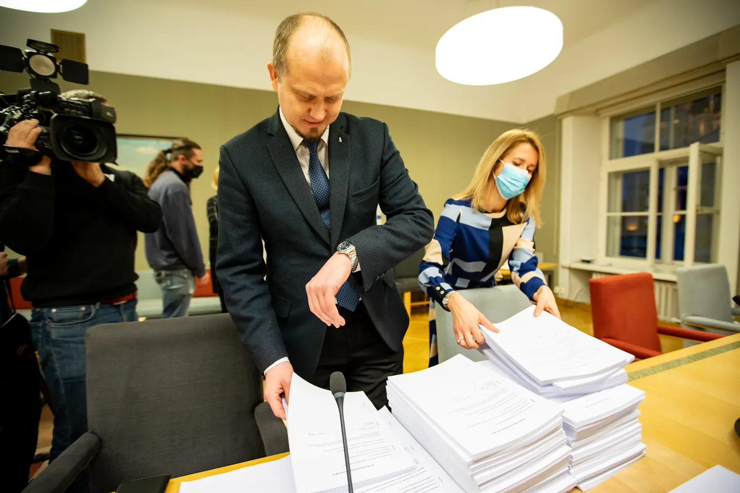 Kaja Kallas viis rahvahääletuse muudatusettepanekud põhiseaduskomisjoni.