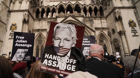 Briti kohus lükkas edasi Assange'i võimaliku väljaandmise USAle