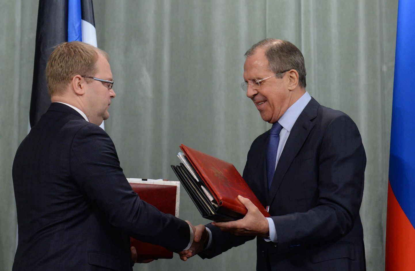 Välisminister Urmas Paet ja Vene välisminister Sergei Lavrov allkirjastasid 18. veebruaril 2014 Moskvas Eesti-Vene piirilepped teist korda.