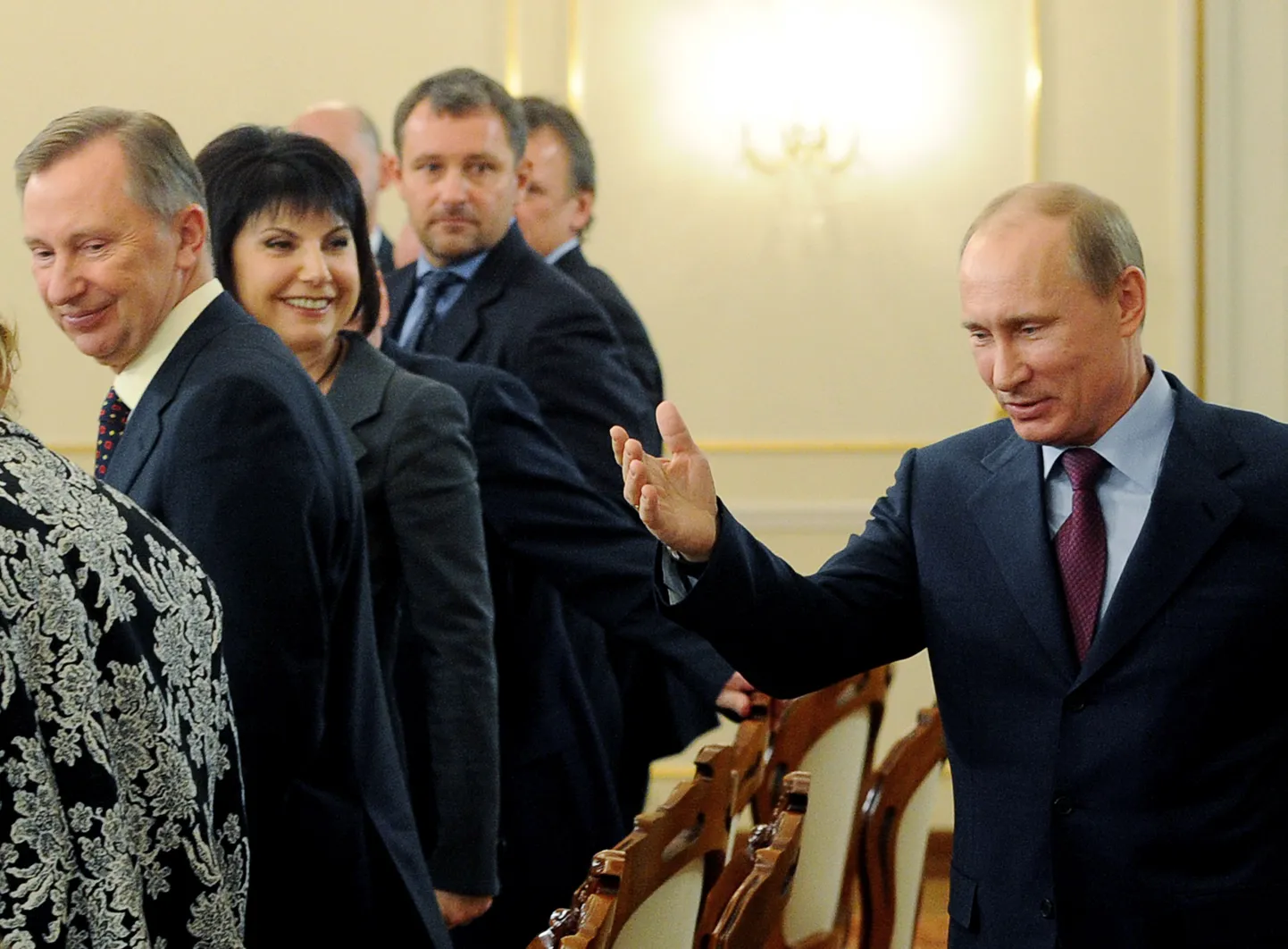 Vladimir Putin täna Novo-Ogorjovo residentsis koos meedia esindajatega.