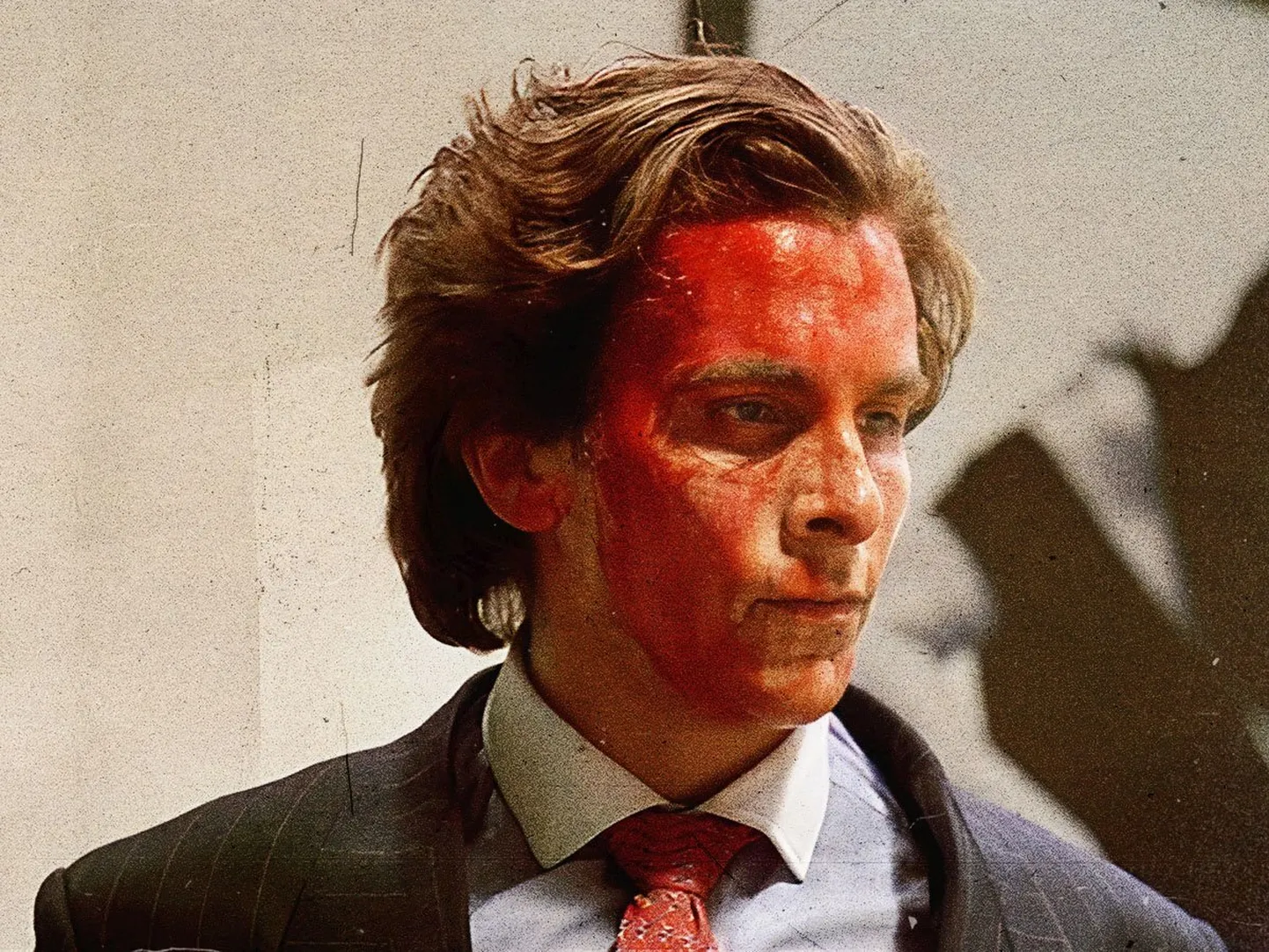 Christian Bale'i poolt kuulsaks mängitud roimar Patrick Bateman naaseb peagi, sest temast teeb uut filmi režissöör Luca Guadagnino.