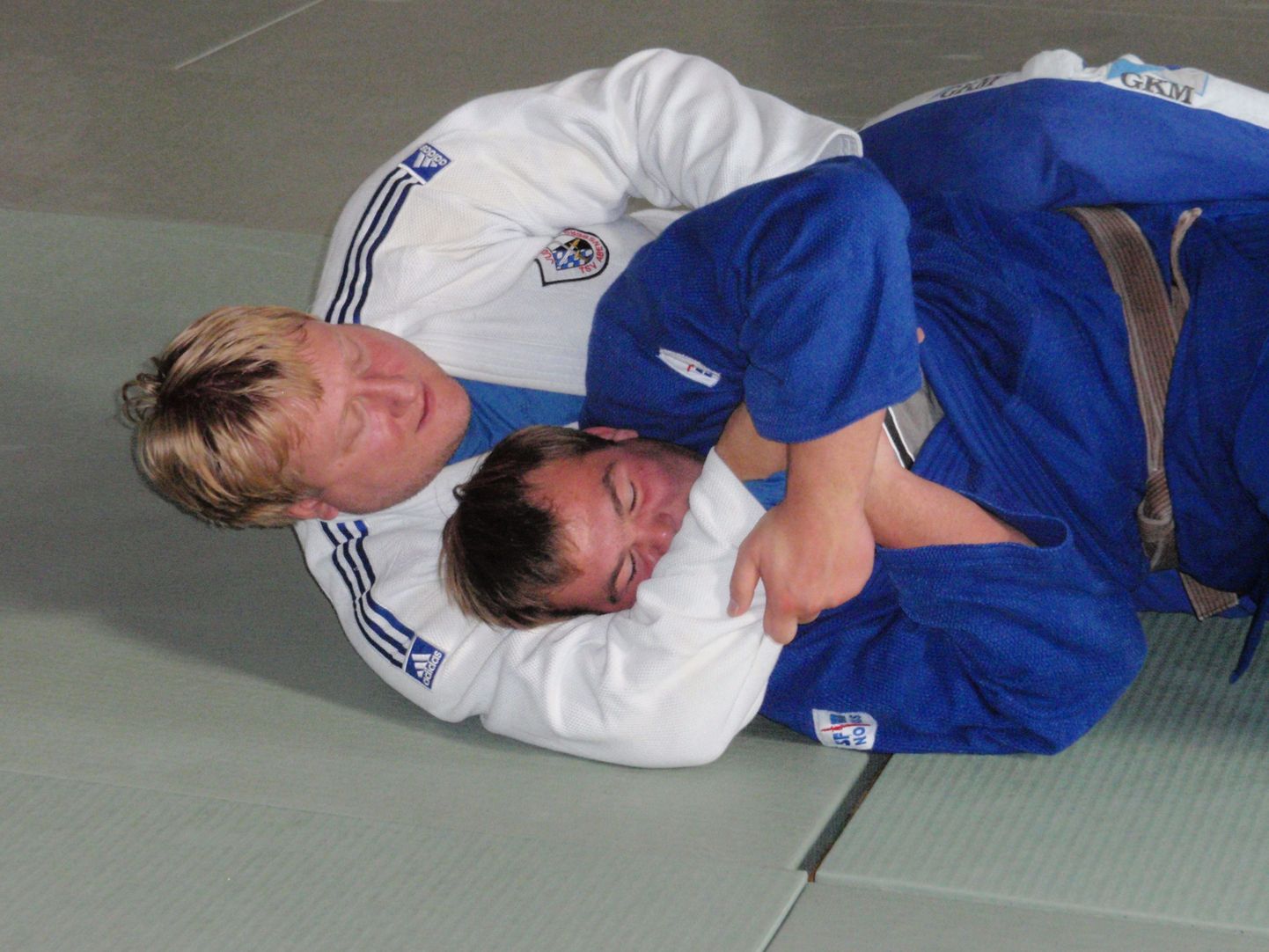 Eesti judoka Martin Padar (vasakul) Vinnis harjutamas.