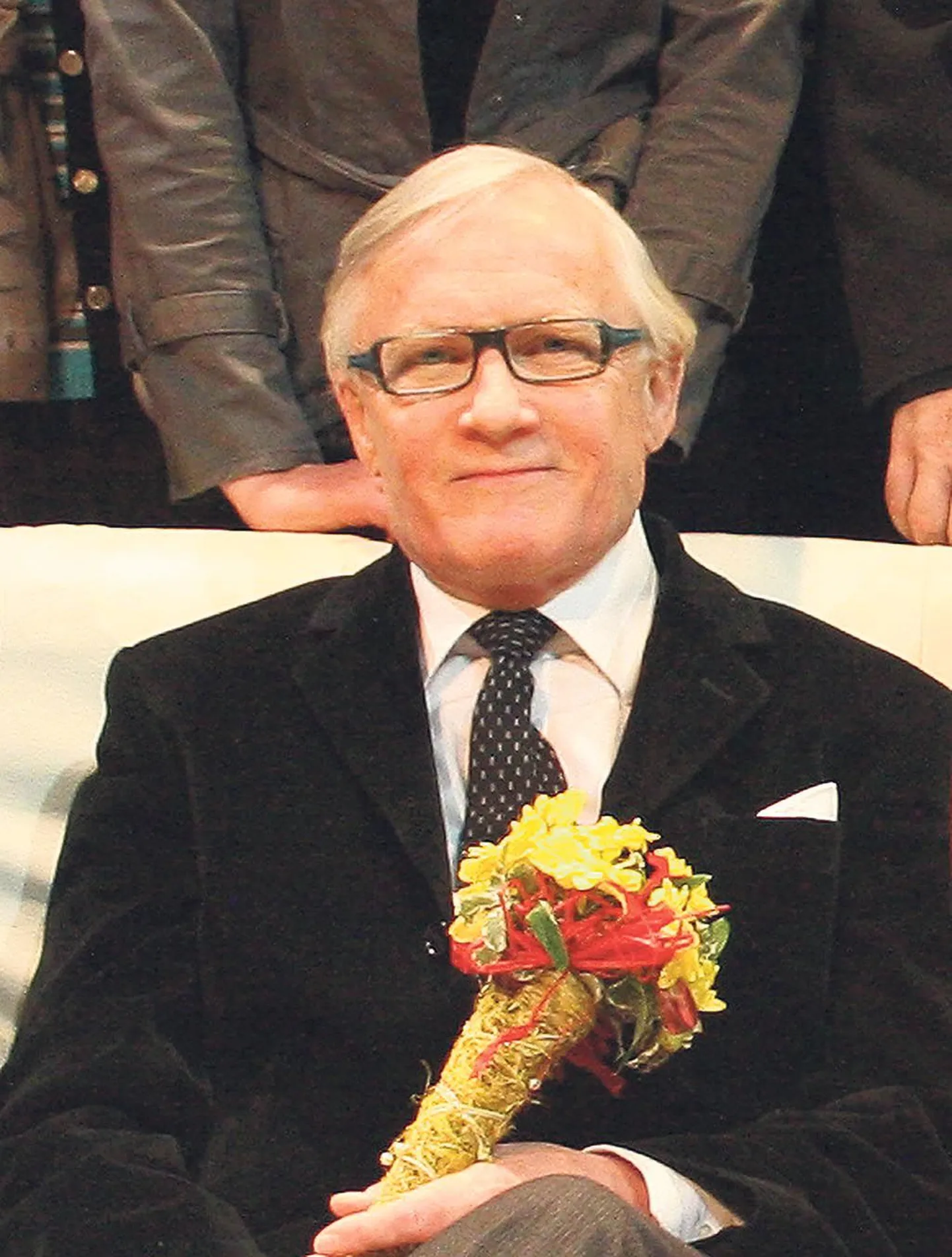 Näitekirjanik ja lavastaja Bengt Ahlfors kirjutas “Teatrikomöödia” isiklike kogemuste najal. Endla etenduse suhtes jäi mees diskreetseks.