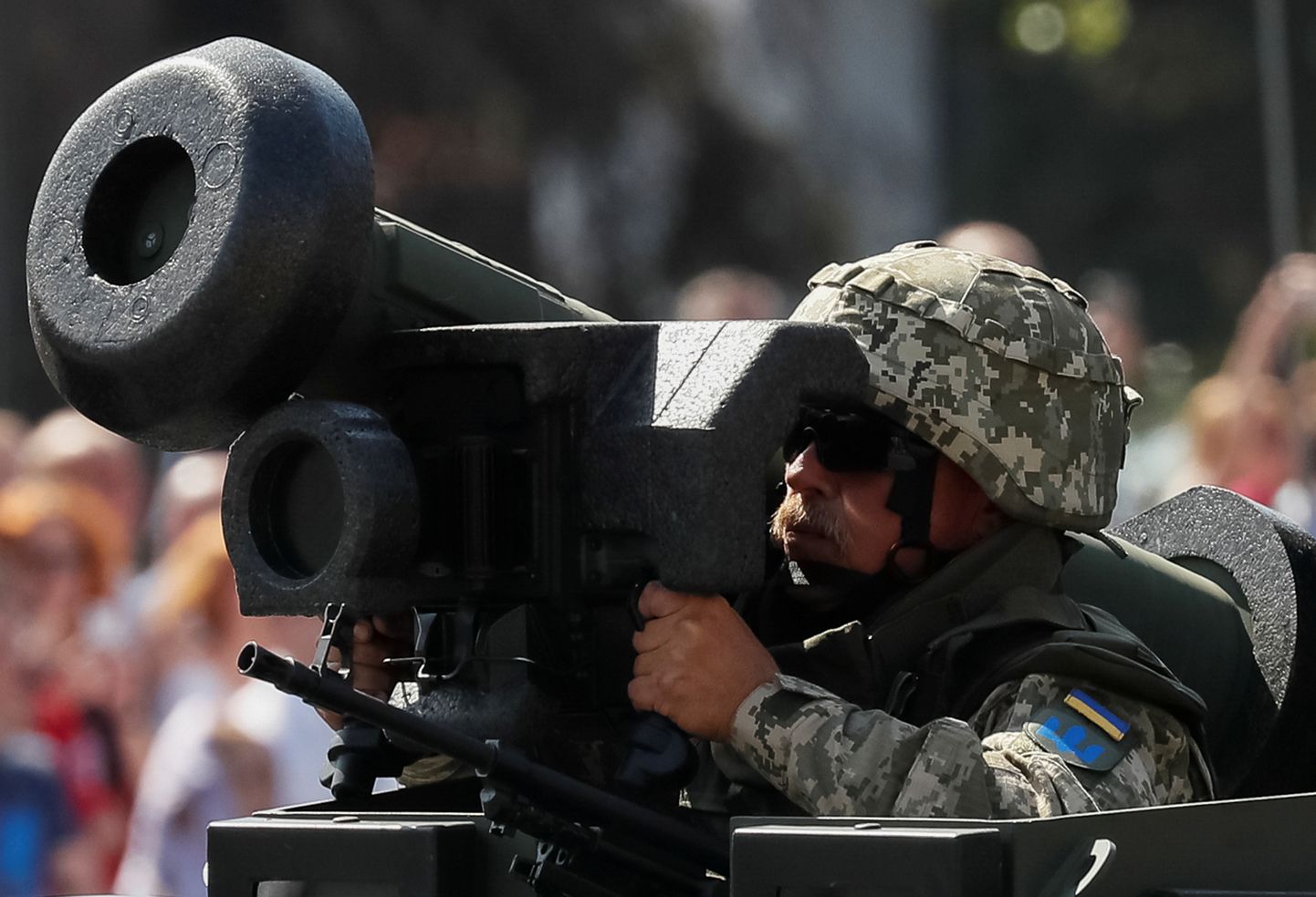 Ukraina sõjaväelane tankitõrjesüsteemiga Javelin. USA kiitis Javelinide müügi heaks 2017. aastal.