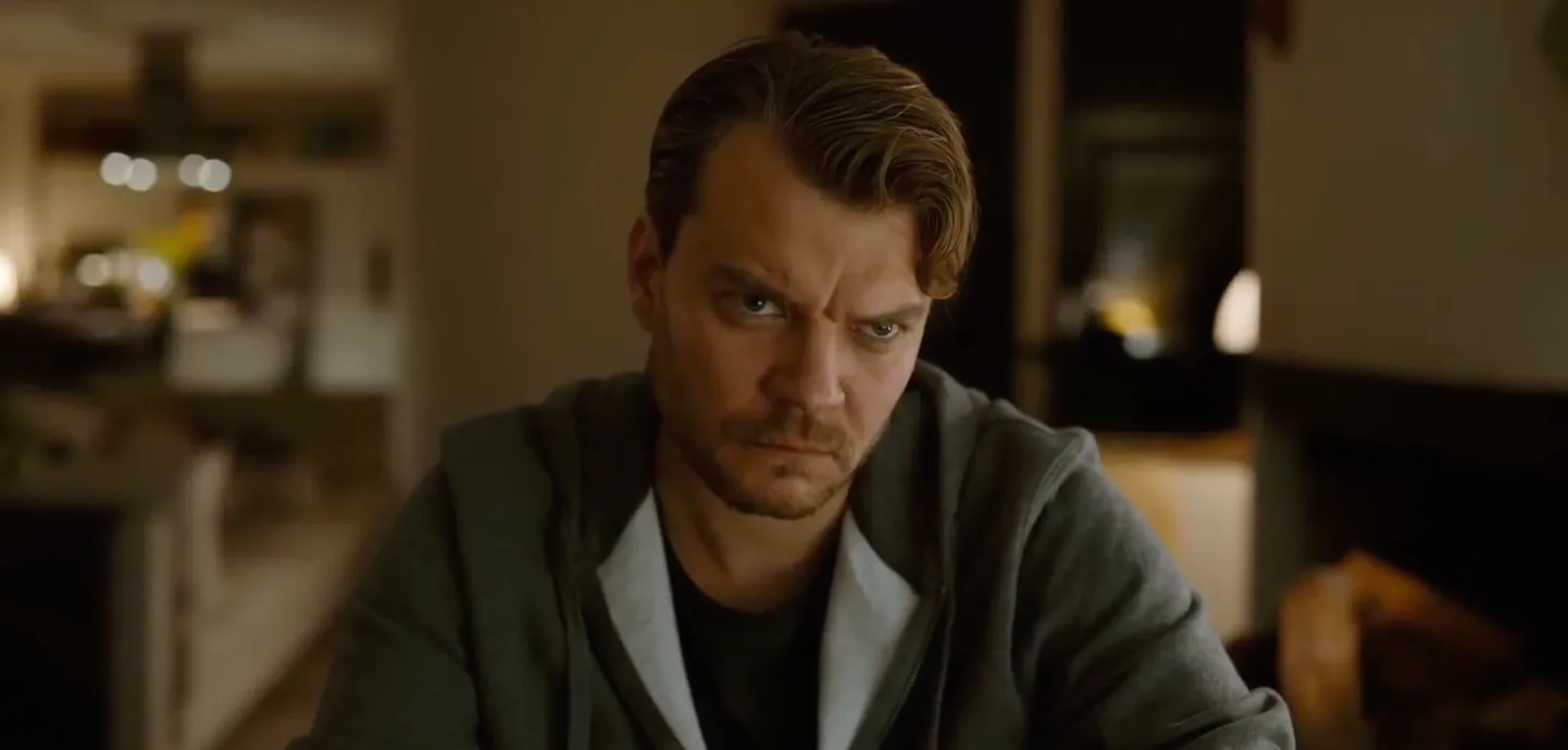 Pilou Asbæk HBO seriaalis «Uurimine» (The Investigation)
