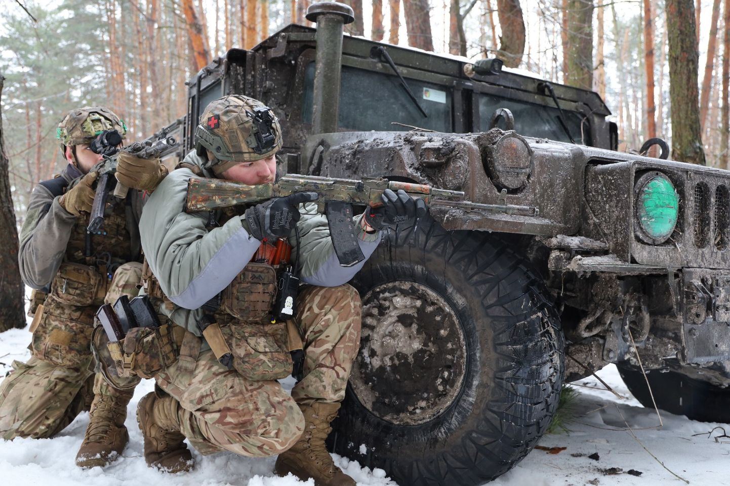 Ukraina piirivalve eriotstarbelise brigaadi «Terasest piir» sõdurid jaanuaris õppustel Harkivi oblastis.