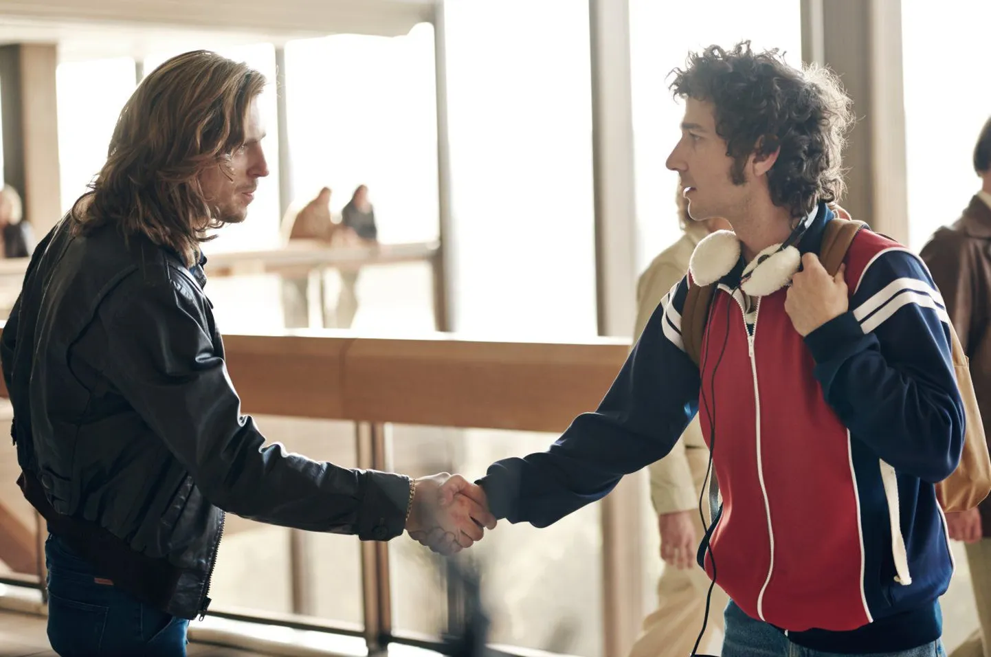 Rivaalid: Björn Borg (Sverrir Gudnason) ja John McEnroe (Shia LaBeouf) filmis „Borg/McEnroe“.