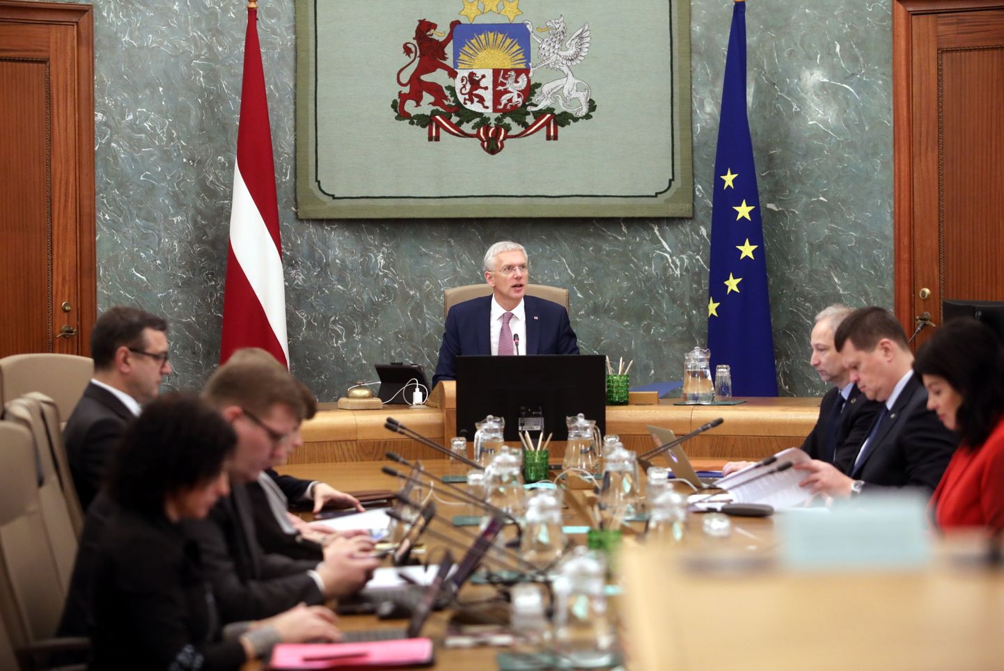Ministru prezidents Krišjānis Kariņš vada Ministru kabineta sēdi.