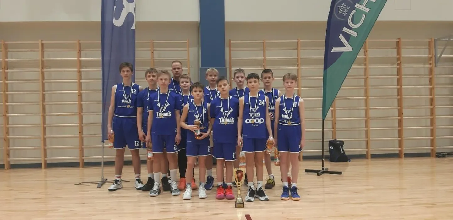 Spordikooli 2009. aastal ja hiljem sündinud poisid võitsid Sakus turniiri.