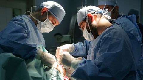 Эстонский хирург провел в Хельсинки операцию по пересадке сердца