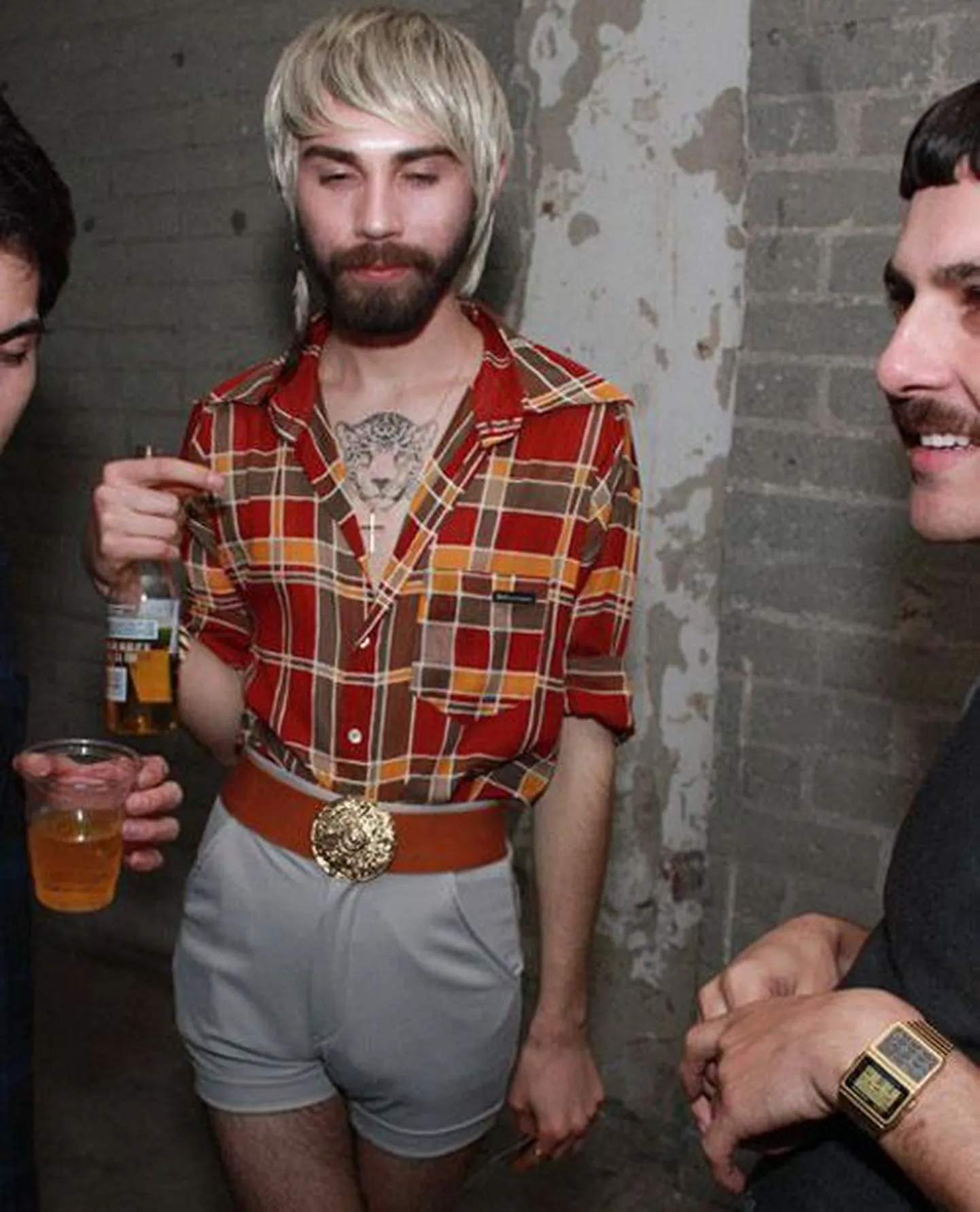 Hipster. Arvatavasti parukaga.