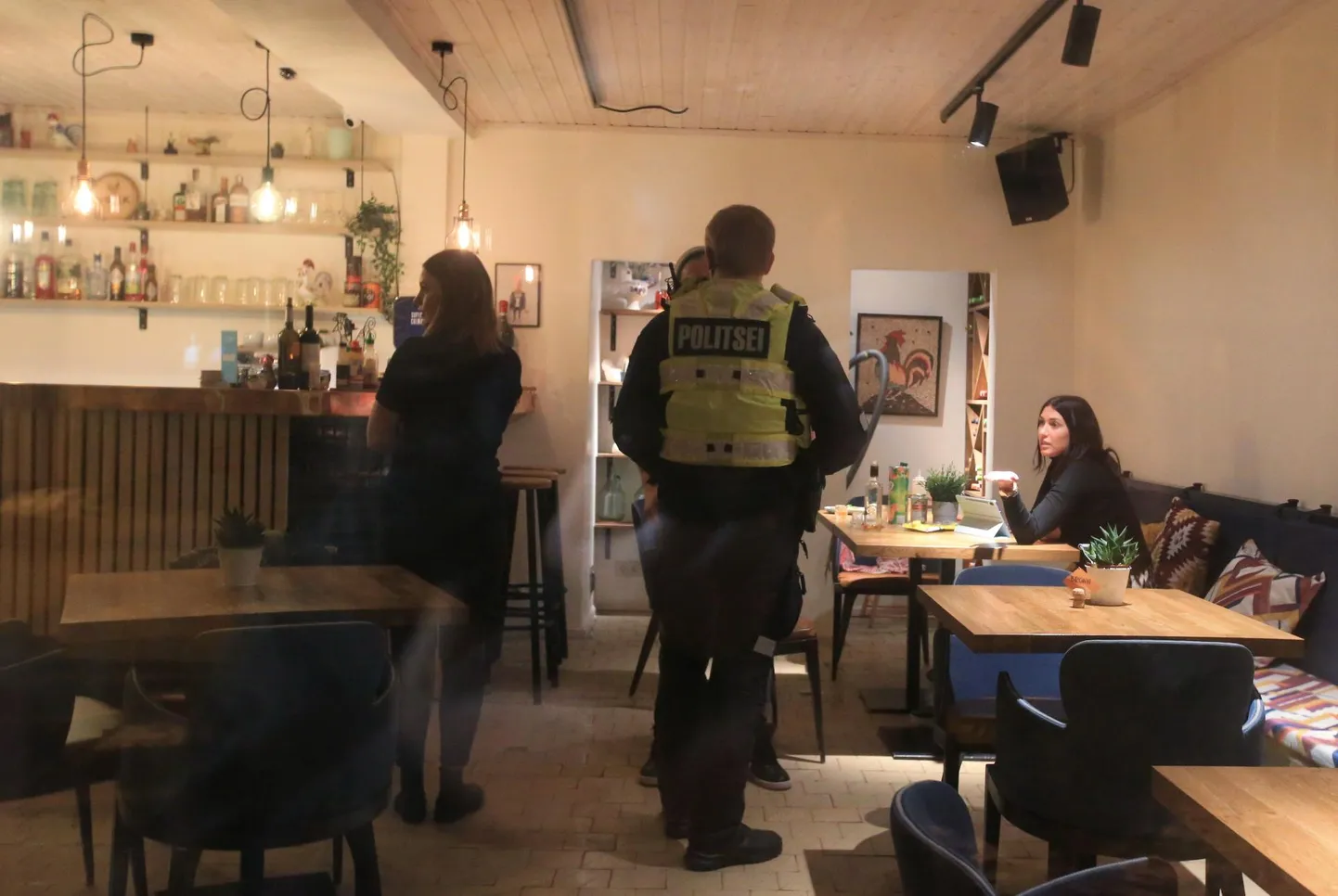 Politsei võtab tugevamalt pihtide vahele ettevõtted, kes koroonapassi ei kontrolli. Foto on illustreeriv.