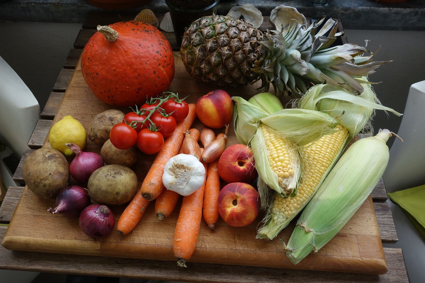 Овощи и фрукты. Иллюстративное фото