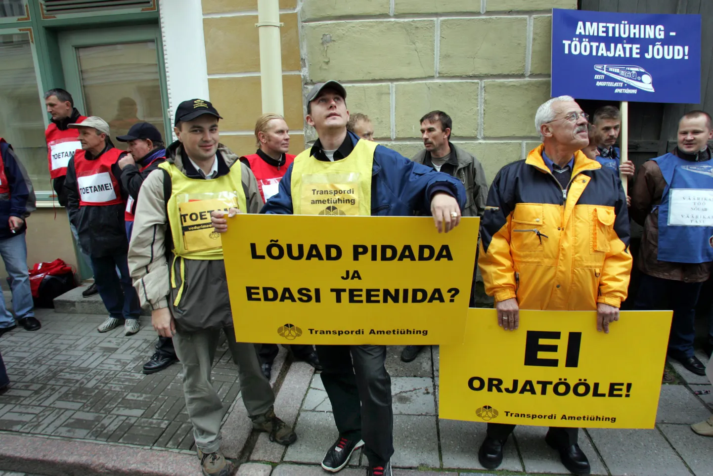 Pilt on tehtud neli aastat tagasi toimunud vedurimeeste piketi ajal.