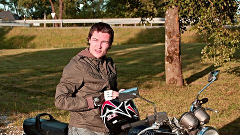 Популярный эстонский радиоведущий угодил в ДТП на мотоцикле