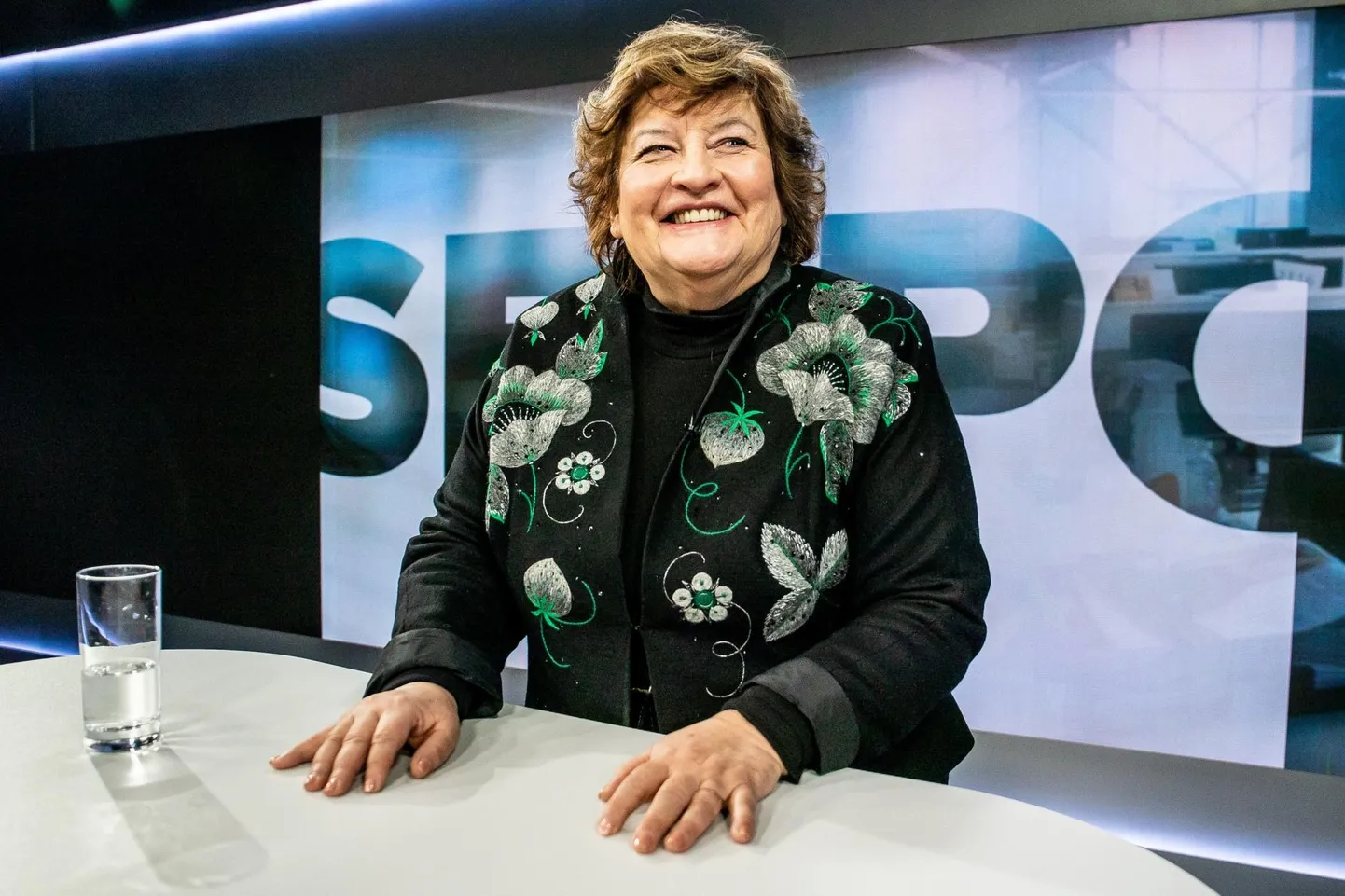 «Tegelikult on lugu selles, et lihtsalt kujutage ette, kuhu ma selle Keanu Reevesi oleksin toonud? Kas kaubanduskeskuse kinno või?»