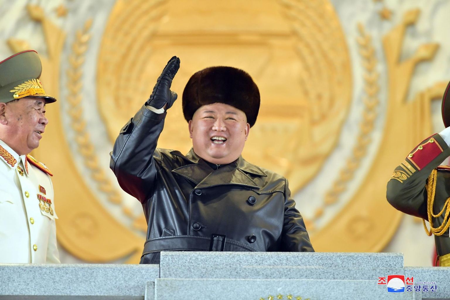 Kim Jong-un tänavu jaanuaris Pyongyangis sõjaväeparaadil, millega Korea Töölispartei 8. kongressi. 