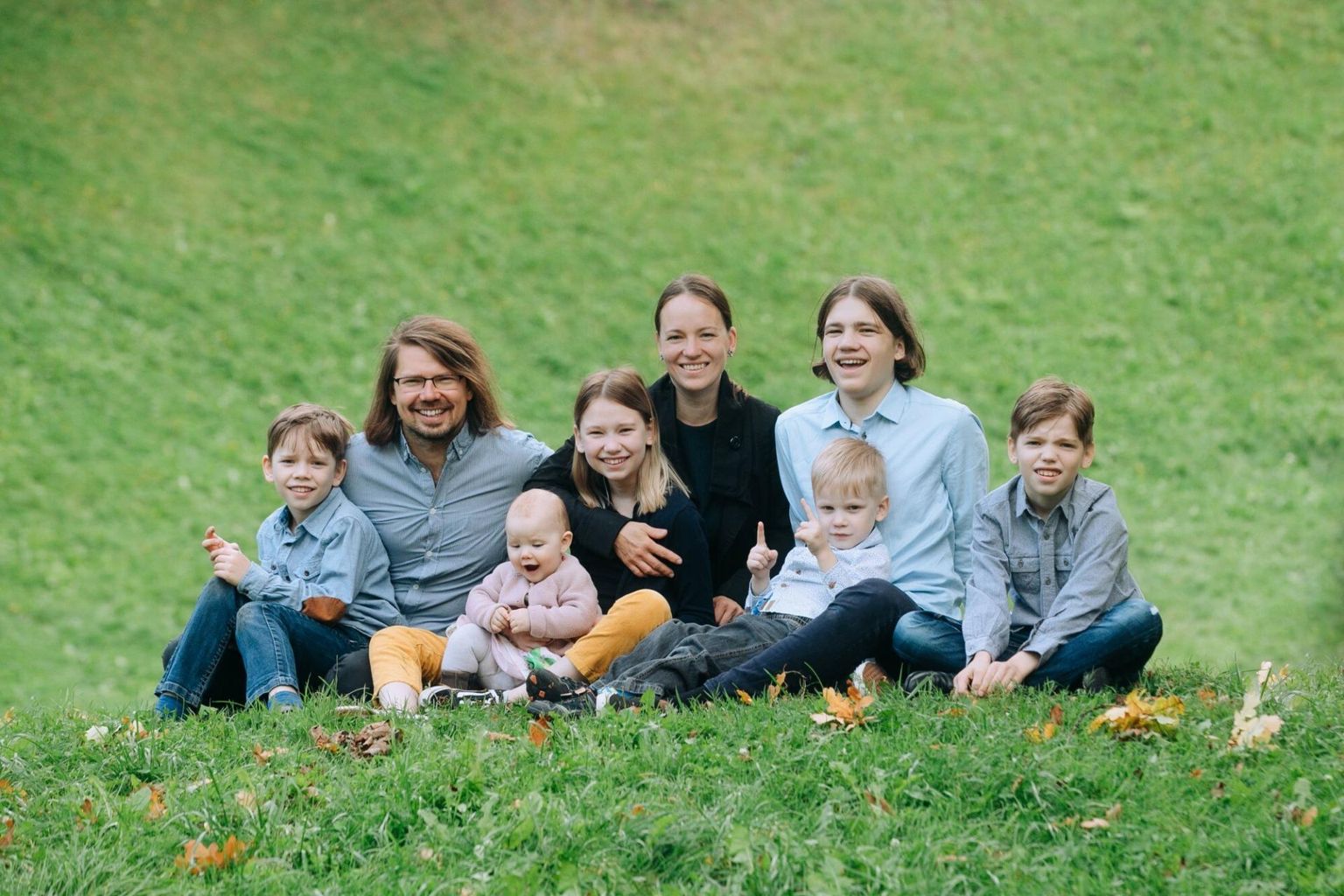 Maili ja Hillar Peterseni peres kasvab kuus last.