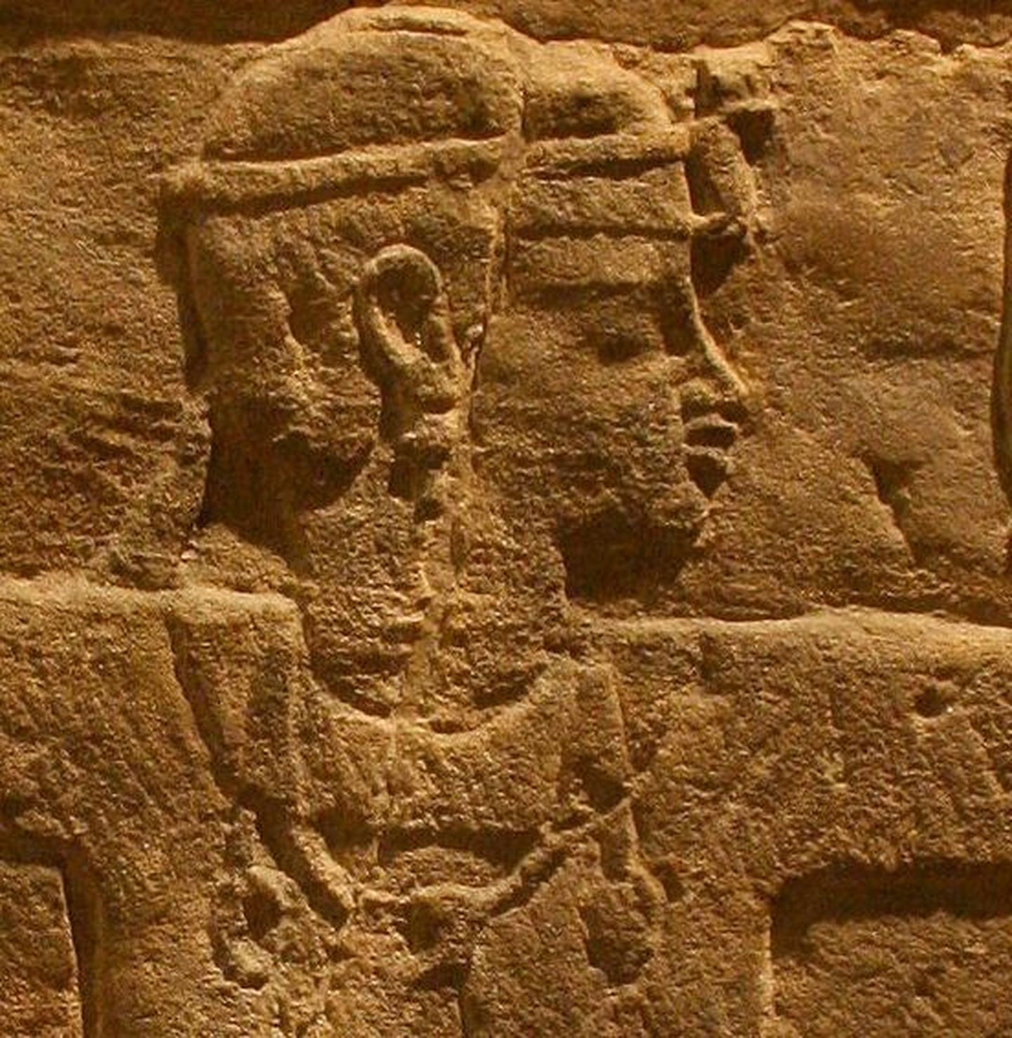 Sudaanist paljastus 2000-aastane ülekaalulist valitsejannat kujutav reljeef