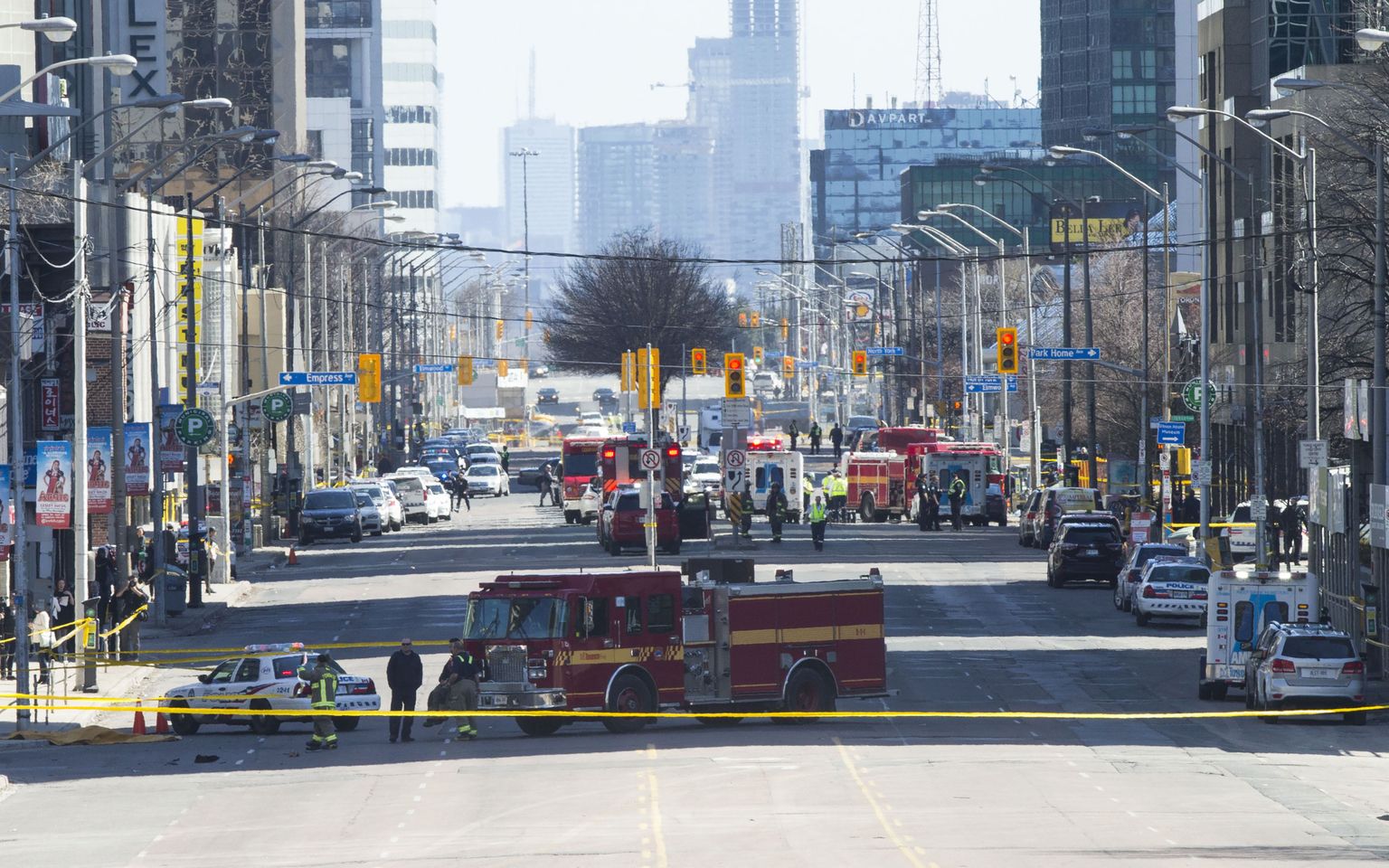 Kanada pikim tänav oli päev pärast rünnakut Torontos eilegi liiklusele suletud.