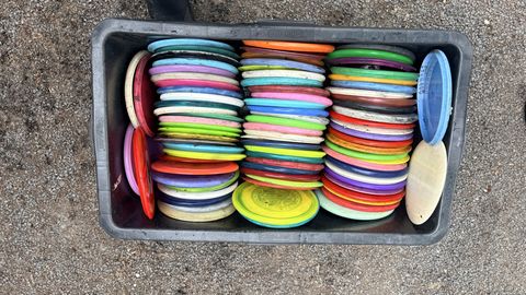 Sukeldujatest sõbrad käivad golfikettaid otsimas