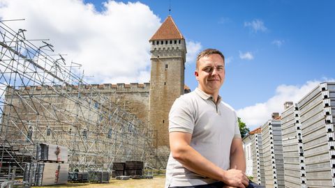 GALERII ⟩ Ooperitelgi ehitus on alanud: seekord peab ooperimaja sobima kahele trupile