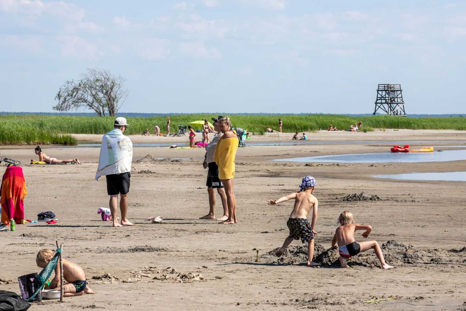 Vana-Pärnu randa ei soovitata praegu ujuma minna, sest suplusvee proovidest avastati soole enterokokke lubatust enam.