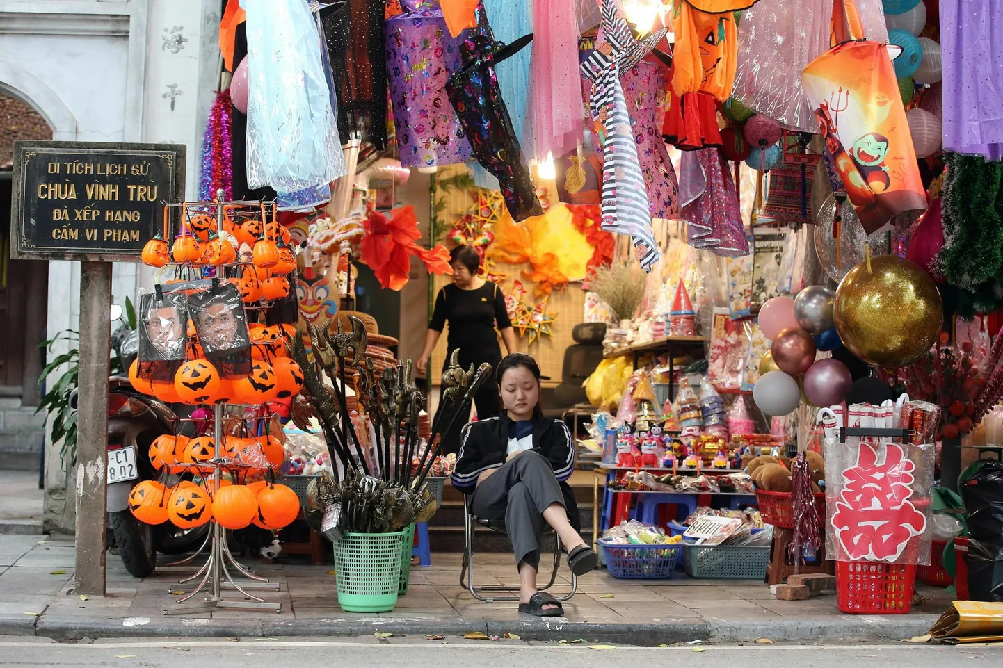 Halloween on muutunud globaalseks äriks, mille mahtu saab mõõta miljardites dollarites ja mis annab üle maailma tööd juba miljonitele inimestele.
