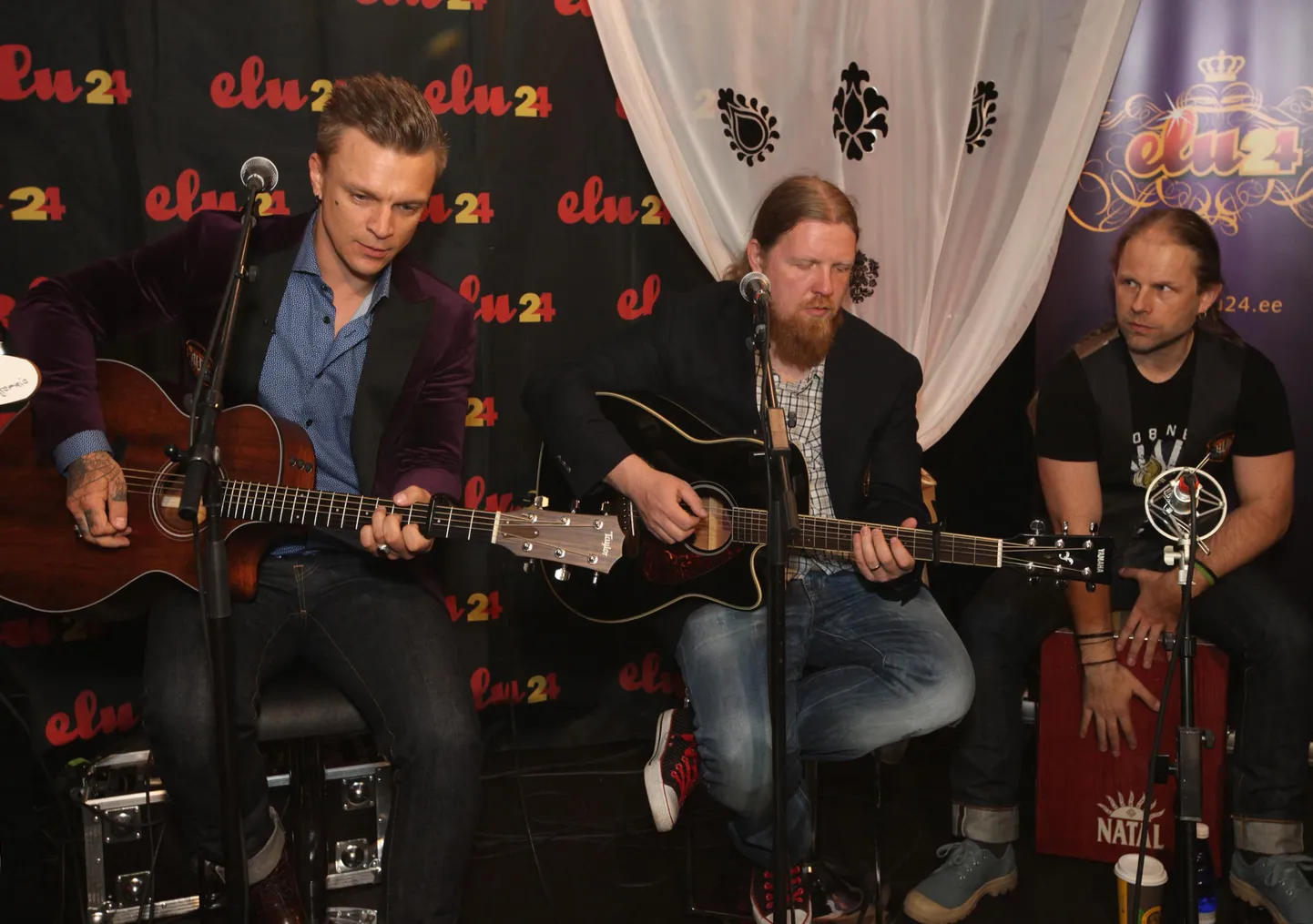 The Sun eile Elu24s: Tanel Padar (vasakult, vokaal ja kitarr), Tarvo Valm (kitarr) ja Jaanus Salm (trummid), pildilt on puudu Danel Pandre (basskitarr) ja Tomi Rahula (klahvpillid).