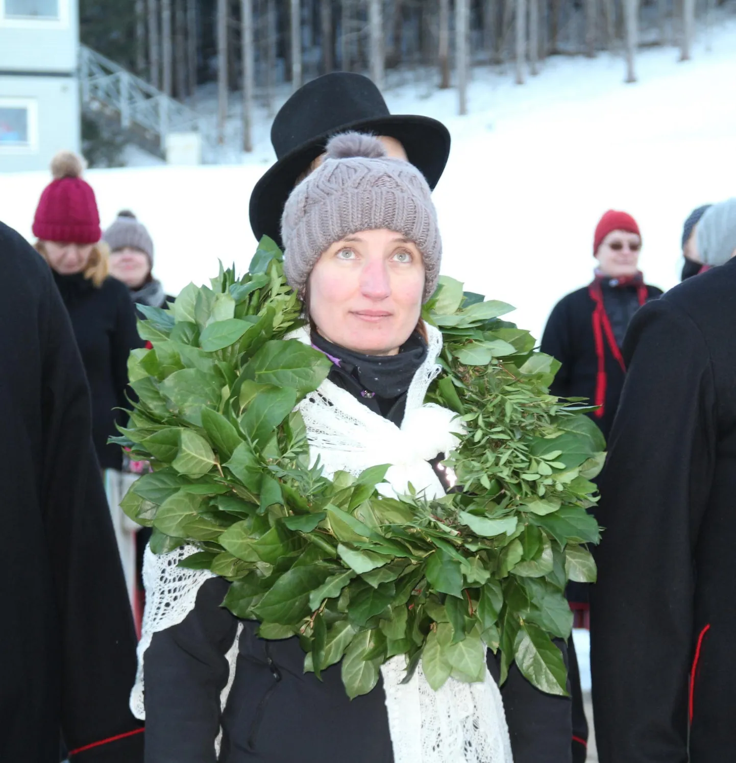 Tantsupedagoog Kaire Ojavee Valgamaa 2018. aasta tantsupeol, kus ta oli samuti pealavastaja.