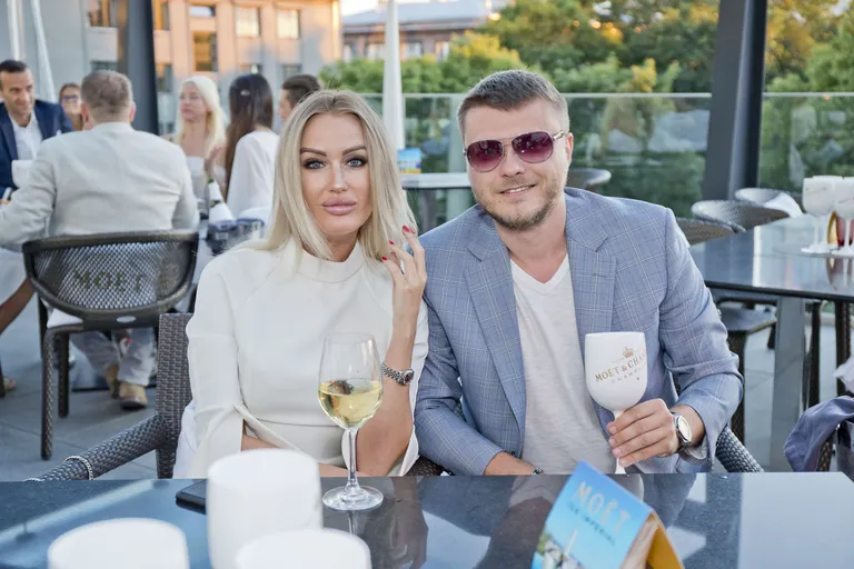 Gerli Põldoja koos kaaslasega